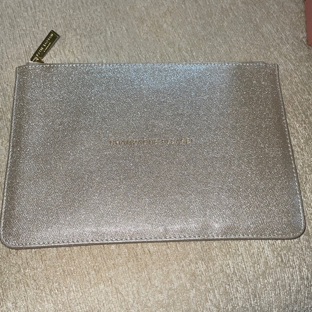 Sparkle clutch
